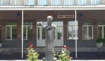 Բյուրեղավանում 14–ամյա դպրոցականները վարագույր կախելու շուրջ վիճել են եւ ծեծել միմյանց