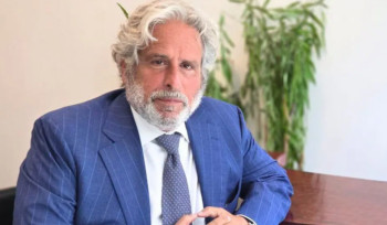Փարիզում ներկայացրել եմ Փաշինյանի կողմից Եկեղեցուն և ընդդիմությանը վերագրվող կեղծ մեղադրանքները․ Ռոբերտ Ամստերդամ