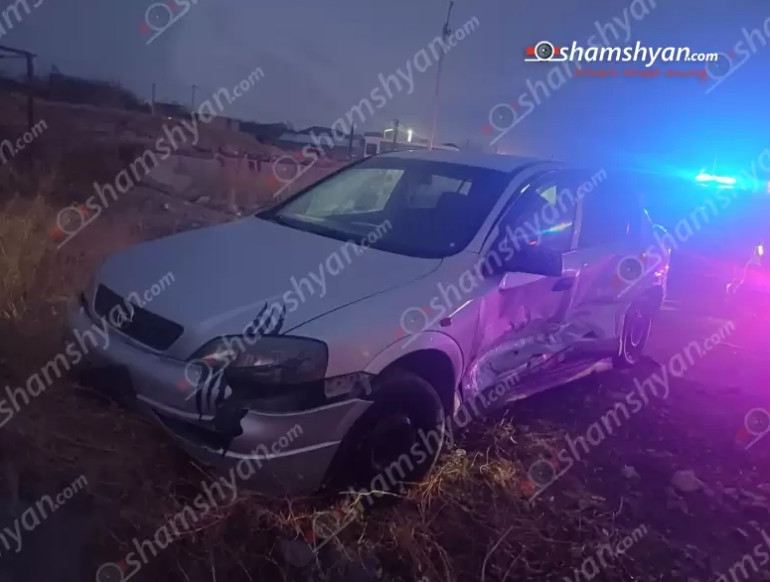 Արարատում «Opel»-ը hարվածել է շանը, մեկ այլ «Opel» բախվել է կայանված ավտոմեքենային, վերջինն էլ վրшերթի է ենթարկել մեքենայից իջած վարորդին