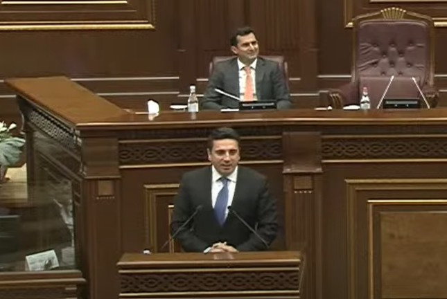 Բոլորդ ձեր պատասխանն օրենքի սահմանում ստանալու եք,  հանկարծ չսխալվեք․ Ալեն Սիմոնյանը՝ ընդդիմությանը