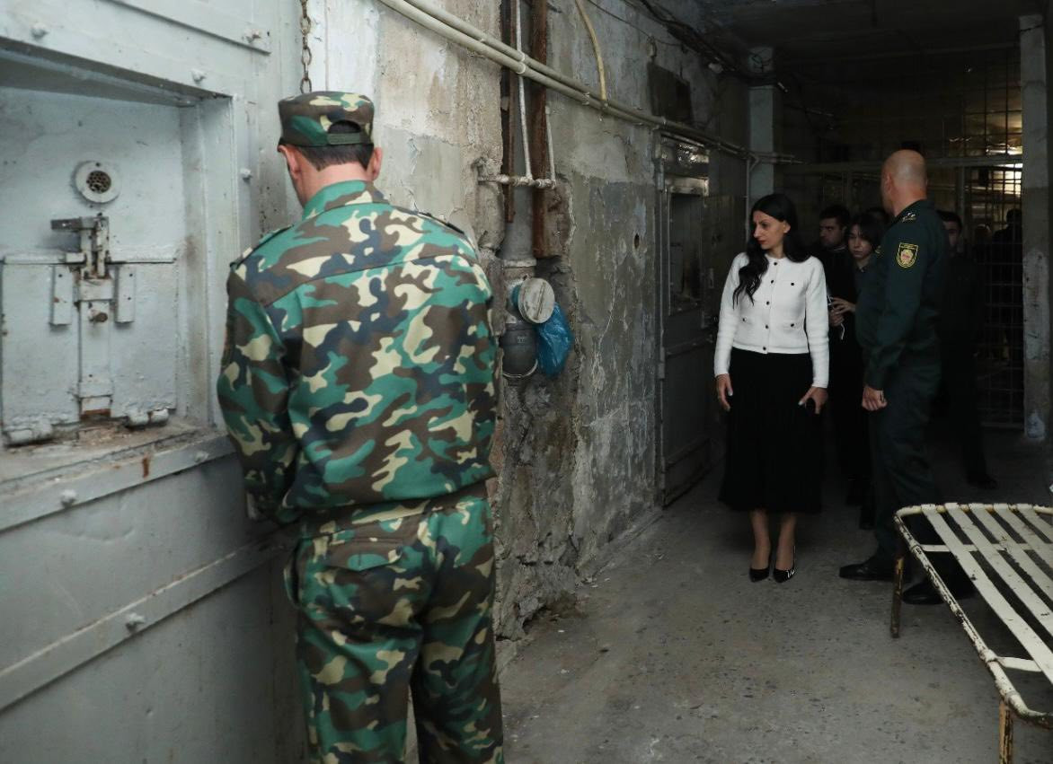 «Նուբարաշեն» քրեակատարողական հիմնարկի շենքային պայմանները չեն համապատասխանում գործող միջազգային չափանիշներին․ ՄԻՊ