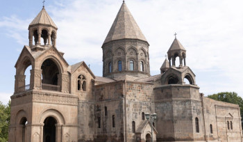 Մայր Աթոռը զգաստության կոչ է ուղղում վտանգաշատ հավաքի նախաձեռնությունը ստանձնած Սրբազան Հայրերին. հայտարարություն