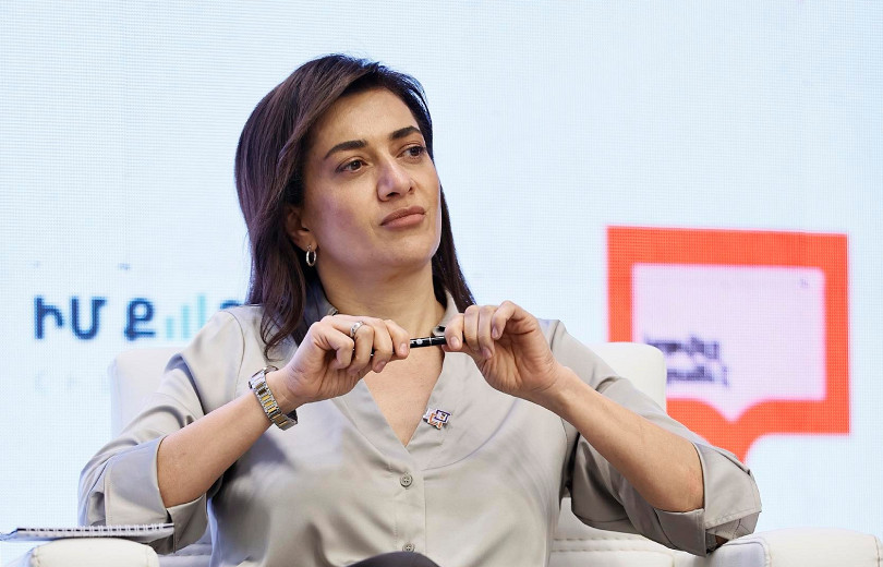 Խորհրդարան են գնում Աննա Հակոբյանի ընկերուհիները, «կրթվածները». «Հրապարակ»