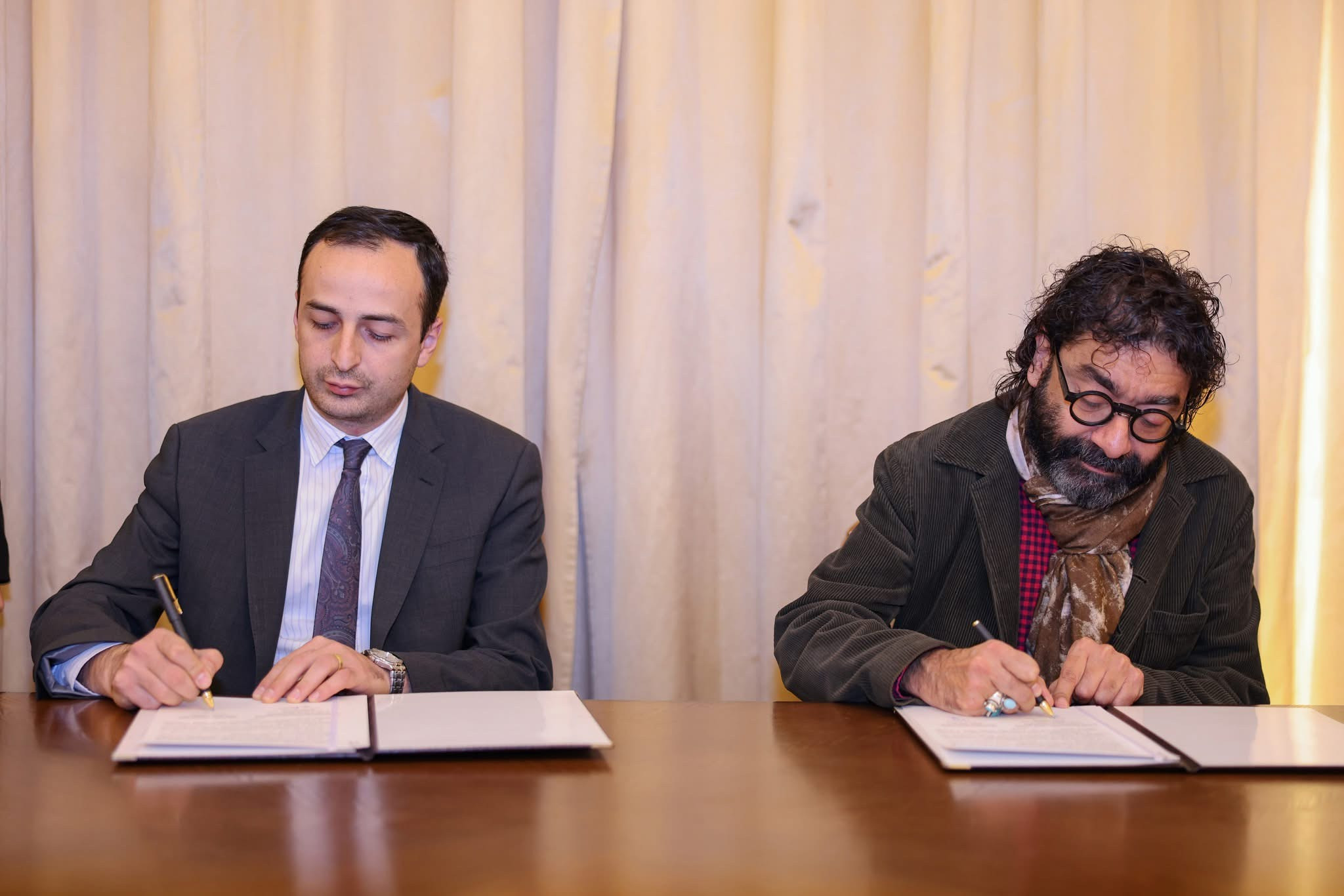 Ֆինանսների փոխնախարարն ու Կարեն Դուրգարյանը ստորագրել են համագործակցության հուշագիր