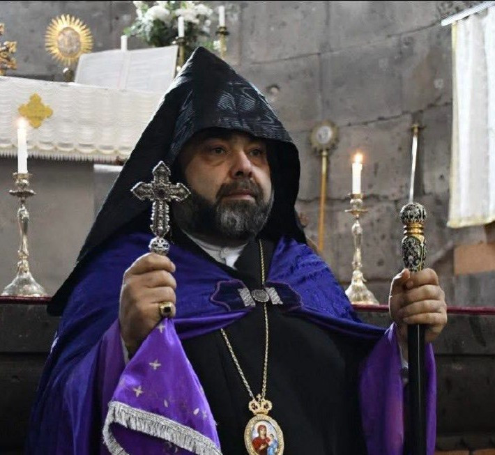 Խստագույնս դատապարտում եմ դեկտեմբերի 18-ին իշխանական հովանավորչությամբ և ութը եպիսկոպոսների մասնակցությամբ կազմակերպված ամոթալի արշավը Սուրբ Էջմիածնի դեմ․ Մկրտիչ Եպիսկոպոսը՝ կալանավայրից
