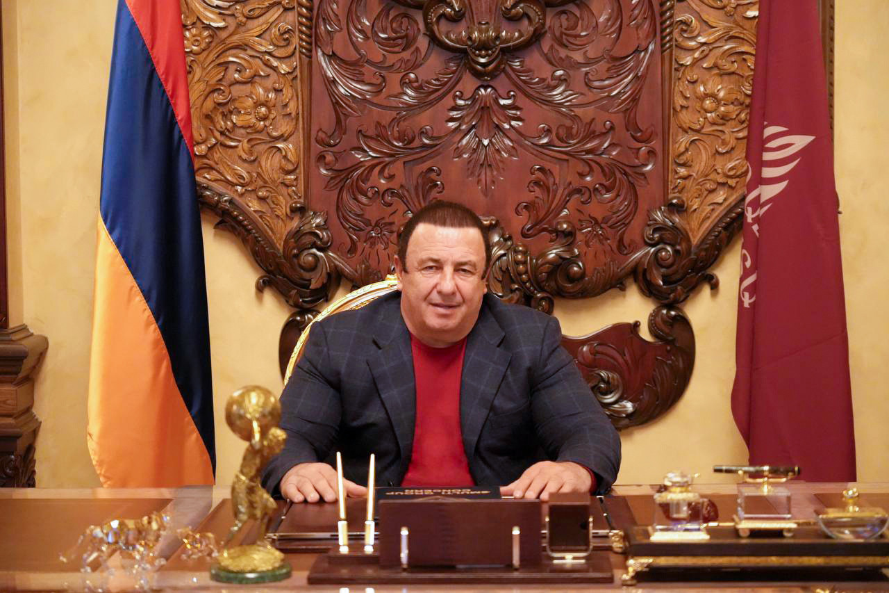 Մեր հայրենիքը հարվածներ արդեն շատ է ստացել, և կարևոր է համախմբել ուժերը՝ Նոր տարում մեր երկրի վերածննդի և վերակառուցման սկիզբը դնելու համար․ Գագիկ Ծառուկյան