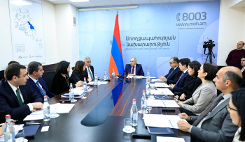 Առողջապահական հաստատություններում կանխիկ վճարումների համակարգը պետք է բացառել․ Փաշինյան