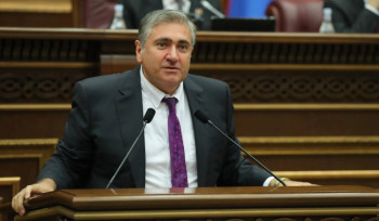 Փաշինյանի «ուխտերթը» շոու է, այսօր կտեսնենք «մասսովկա» ապահովող ոստիկաններ ու պետական աշխատողներ. Արթուր Խաչատրյան