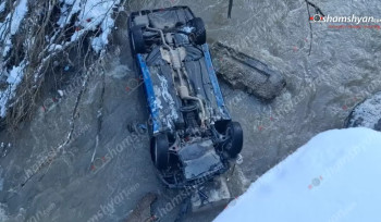 Տավուշում «Mercedes»-ը դուրս է եկել երթևեկելի գոտուց և գլխիվայր հայտնվել Աղստև գետում. կան տուժածներ