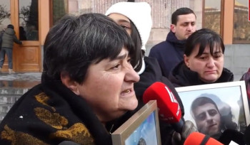 Իմ երեխեքը մինչև վերջ պահեցին հայրենիքը, որ իր մորը նման վերաբերմո՞ւնք ցույց տան. ակցիա Կառավարության դիմաց