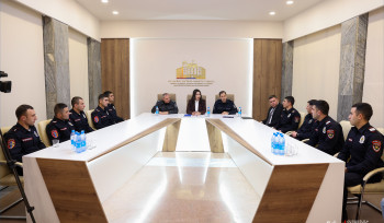 ՆԳ նախարարը առաջին սպայական կոչումներ է հանձնել