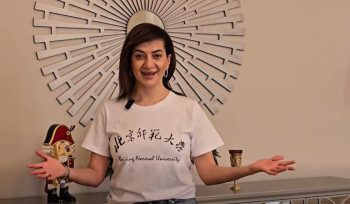 Ակնկալում եմ, որ յուրաքանչյուրը, ով Սուրբ Ծննդյան պատարագից հետո քննարկել է իմ հագուստը, նույնքան լրջությամբ և բազմակողմանիորեն կքննարկի իմ` չինարեն սովորելու փաստը. Աննա Հակոբյան