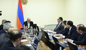 Բոլոր նախարարությունների և գերատեսչությունների համար թվայնացումը պարտադիր առաջնահերթություններից մեկն է․ Փաշինյանը՝ ԲՏԱ նախարարությունում