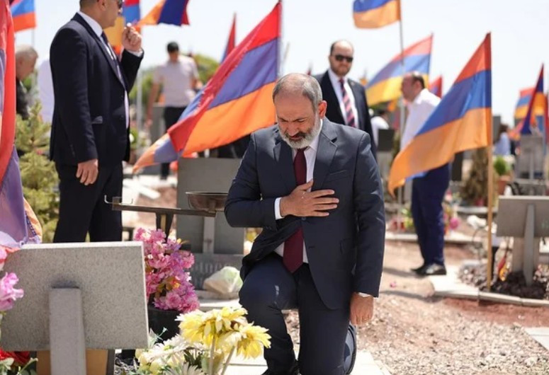 Ասում են՝ բենզինի համար Եռաբլուրը մոռացաք,  ոչ, այդպես չի, մեր եղբայրները ընկել են, որպեսզի ՀՀ-ն ոտքի կանգնի․ Փաշինյան