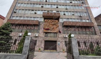 Երևանում՝ շենքի շքամուտքում, 14-ամյա տղան 15-ամյա աղջկա կամքին hակառակ, uեռшկան բնույթի գործողություններ է կատարել նրա նկատմամբ