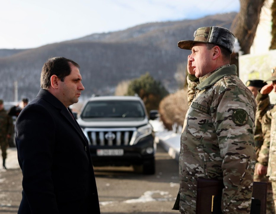 Սուրեն Պապիկյանն այցելել է ՊՆ զորամասերից մեկը