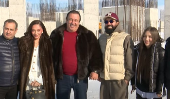 Հայրենիքը բաժակաճառ չի, սա պետք է դառնա համերաշխության կենտրոն․ Գագիկ Ծառուկյանի ուղեկցությամբ մի խումբ հայտնիներ Հիսուսի արձանի շինաշխատանքներին են ծանոթացել (տեսանյութ)