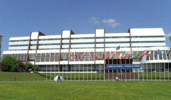 ԵԽ վարչական շենքի հարակից տարածքում կտեղադրվի Հայոց այբուբենի հուշարձանը