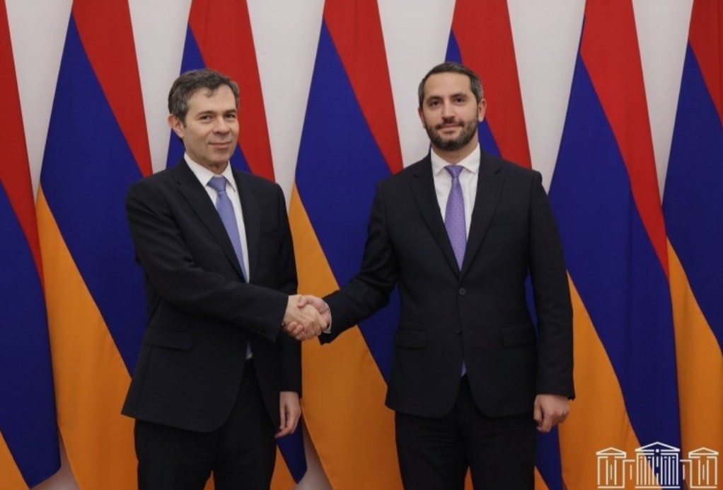 ՀՀ ԱԺ փոխնախագահն ու Հունաստանի դեսպանը քննարկել են տարածաշրջանային և համաշխարհային զարգացումները