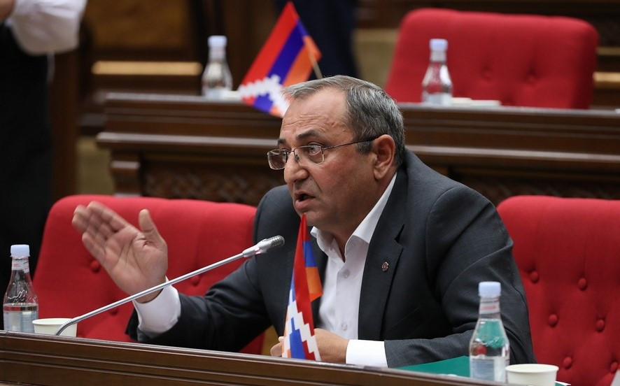 Գործ ունենք հերթական արշավանքի հետ, որը կազմակերպել է բռնապետը. Արծվիկ Մինասյանը՝ «Ընտրական օրենսգրքում» փոփոխություններ եւ լրացումներ կատարելու նախագծի մասին