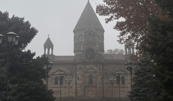 Կաթողիկոսի տնօրինությամբ Հոգեշնորհ Տ. Հուսիկ աբեղա Սմբատյանը նշանակվել է Գևորգյան հոգևոր ճեմարանի, Սևանի Վազգենյան դպրանոցի և Քահանայից պատրաստման լսարանի տեսուչ
