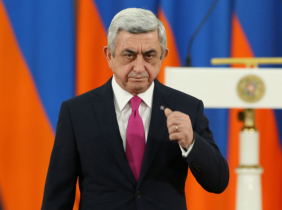 Փա´ռք և պատի´վ Հայոց բանակի ստեղծման ակունքներում կանգնած ու բանակի փառապանծ ուղին կերտած բոլոր նվիրյալներին․ Սերժ Սարգսյան