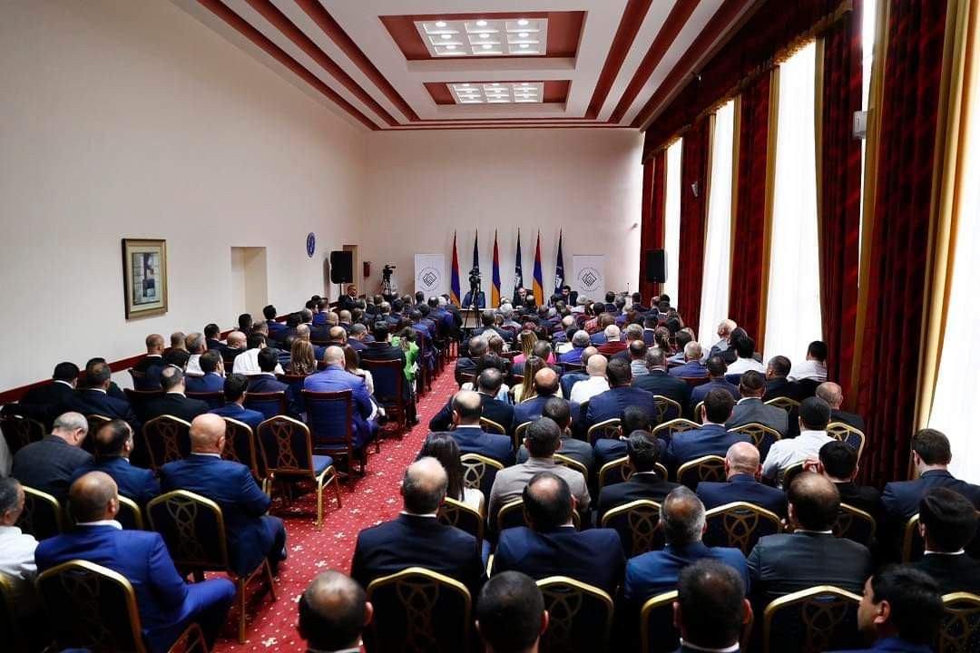 ՔՊ-ի դիլիջանյան հավաքույթը ավարտվել է ծեծկռտուքով. Armlur.am