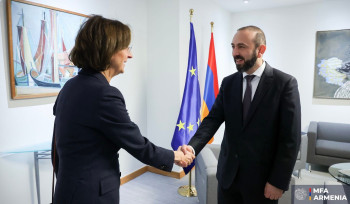 Արարատ Միրզոյանը  հանդիպում է ունեցել Վենետիկի հանձնաժողովի նախագահ Մարտա Կարպատիայի հետ