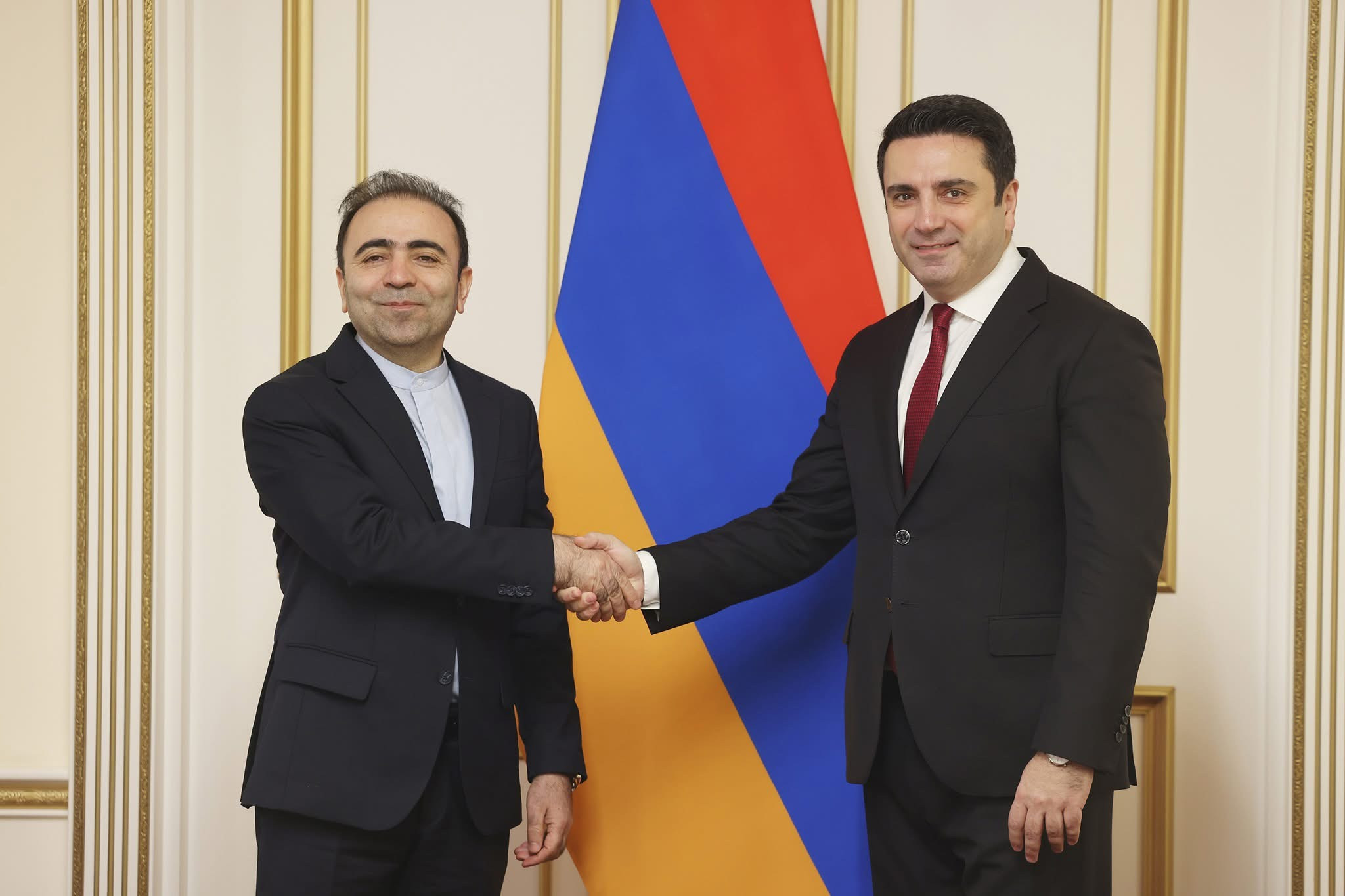 Ալեն Սիմոնյանը ընդունել է Հայաստանում Իրանի դեսպանին