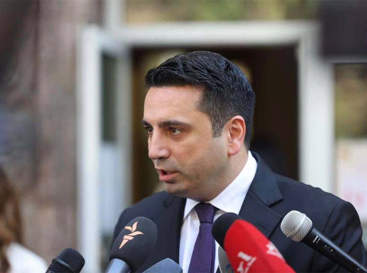 Ալեն Սիմոնյանը Մոսկվա այցից առաջ «զադնի է դրել». « Հրապարակ»