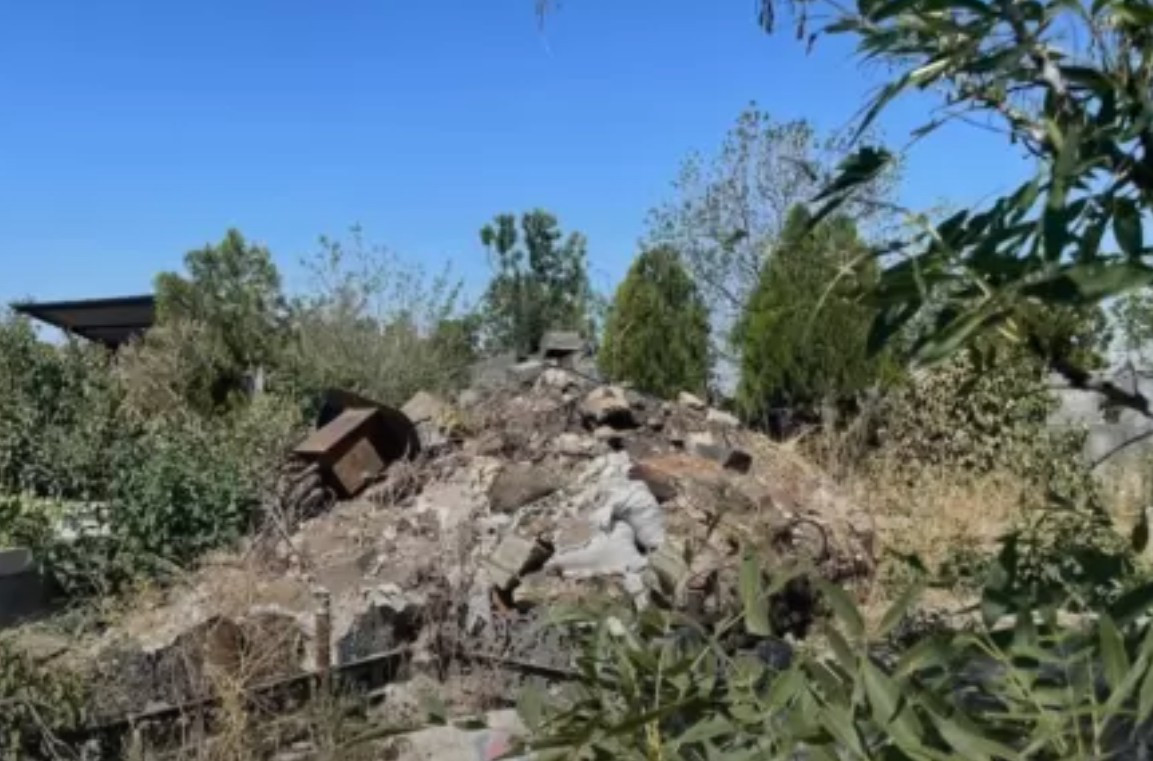 «Զեյթունի» գերեզմшնատանը կինը հայտնաբերել է, որ իրենց ընտանիքին պատկանող գերեզմшնոցում այլ անձի են հուղարկավnրել