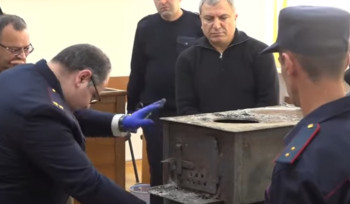 Դատարանում ուսումնասիրում են Ազատի զորամասի վառարանը․ «Բոցը ստեղից ո՞նց էր հելնելու, թող բենզին լցնեն, տենանք» (տեսանյութ)