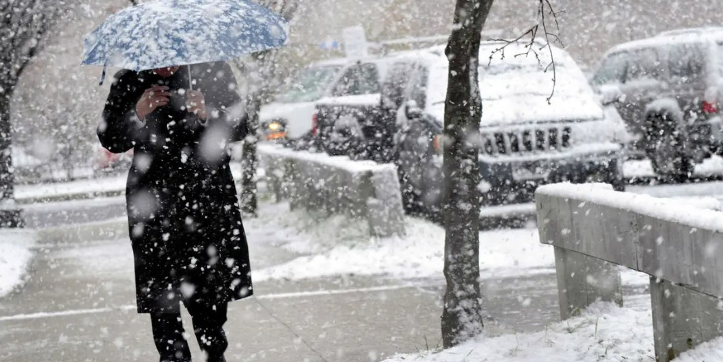 Աբովյանի, Հրազդանի, Սևանի, Մարտունիի, Արարատի, Վայքի, Մեղրիի, Թալինի, Անիի, Արթիկի, Ապարանի տարածաշրջաններում թույլ ձյուն է տեղում