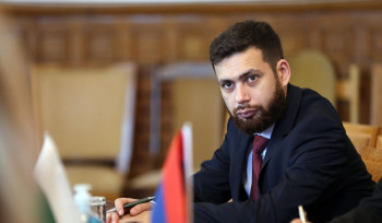 Սկզբունքային հարցերի շուրջ համաձայնություն չկա, կողմերի տեսակետները բավականին հեռու են իրարից. ԱԳ փոխնախարարը՝ հայ-ադրբեջանական բանակցությունների մասին