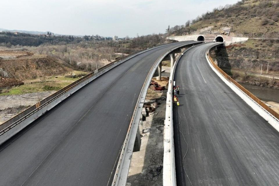 Մինչև 2030 Թուրքիայի սահմանից մինչև Հայաստան և Ադրբեջան տանող ճանապարհի բոլոր հիմնական հատվածները պատրաստ կլինեն. Կոբախիձե