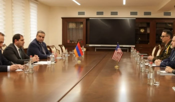 Պապիկյանն ու ՀՀ-ում ԱՄՆ դեսպանության գործերի ժամանակավոր հավատարմատարը քննարկել են պաշտպանության բնագավառում Հայաստան-ԱՄՆ համագործակցությանը վերաբերող հարցեր