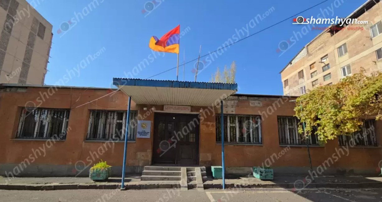 Կոտայքի մարզում հյուրատան հավաքարարը, 11-ամյա որդուն կողքին նստեցրած, «Jeep»-ից կրակոցներ է արձակել․ նրան ձերբակալել են