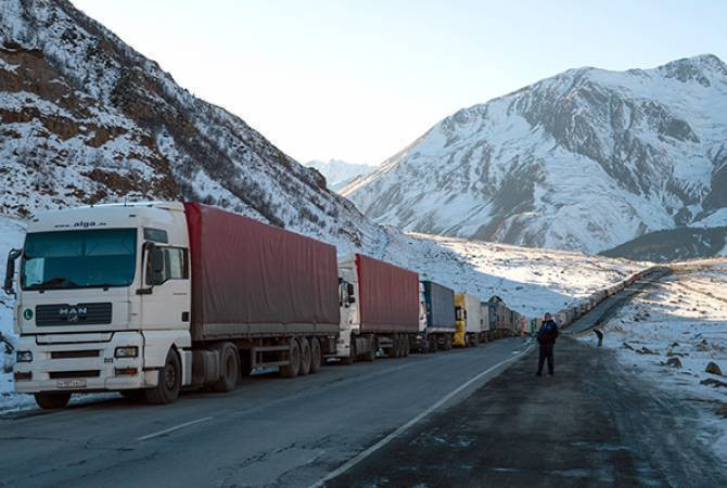 Ստեփանծմինդա-Լարս ավտոճանապարհը փակ է կցորդով բեռնատարների համար