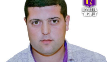 Բագրատ սրբազանի օգնական Մովսես Շարբաթյանի տնային կալանքը փոխարինվեց վարչական հսկողությամբ