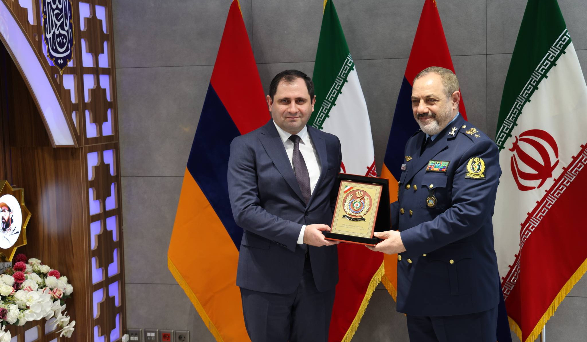Բարձր ենք գնահատել պաշտպանության բնագավառում ՀՀ-Իրան համագործակցության մակարդակը. Պապիկյանը հանդիպել է Ազիզ Նասիրզադեի հետ