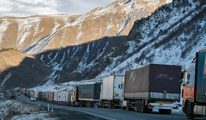 Ռուս-վրացական սահմանին մոտ 2000 բեռնատար է մնացել․ «Ինտերֆաքս»