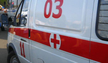 Շտապօգնության ավտոմեքենայում 33-ամյա բուժառուն հարվածել է բժշկի կրծքավանդակին, ապա հրել, գցել մեքենայի հատակին