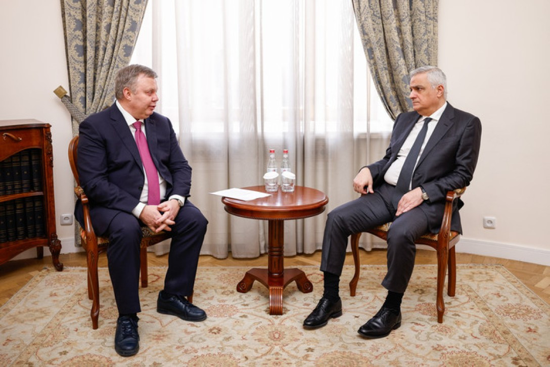 Մհեր Գրիգորյանն ընդունել է «Ռոսատոմ» պետական կորպորացիայի գլխավոր տնօրենի առաջին տեղակալ Կիրիլ Կոմարովին