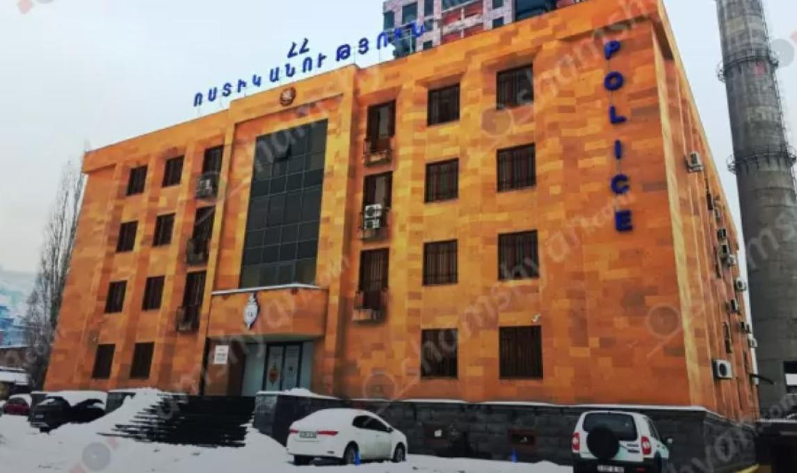 Թմրանյութ պահելու կասկածանքով Երևանում հայտնի խաղասրահից ոստիկանություն է տեղափոխվել 13 քաղաքացի. Shamshyan.com