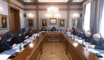 Մայր Աթոռ Սուրբ Էջմիածնում սկսվեց Գերագույն հոգևոր խորհրդի ժողովը