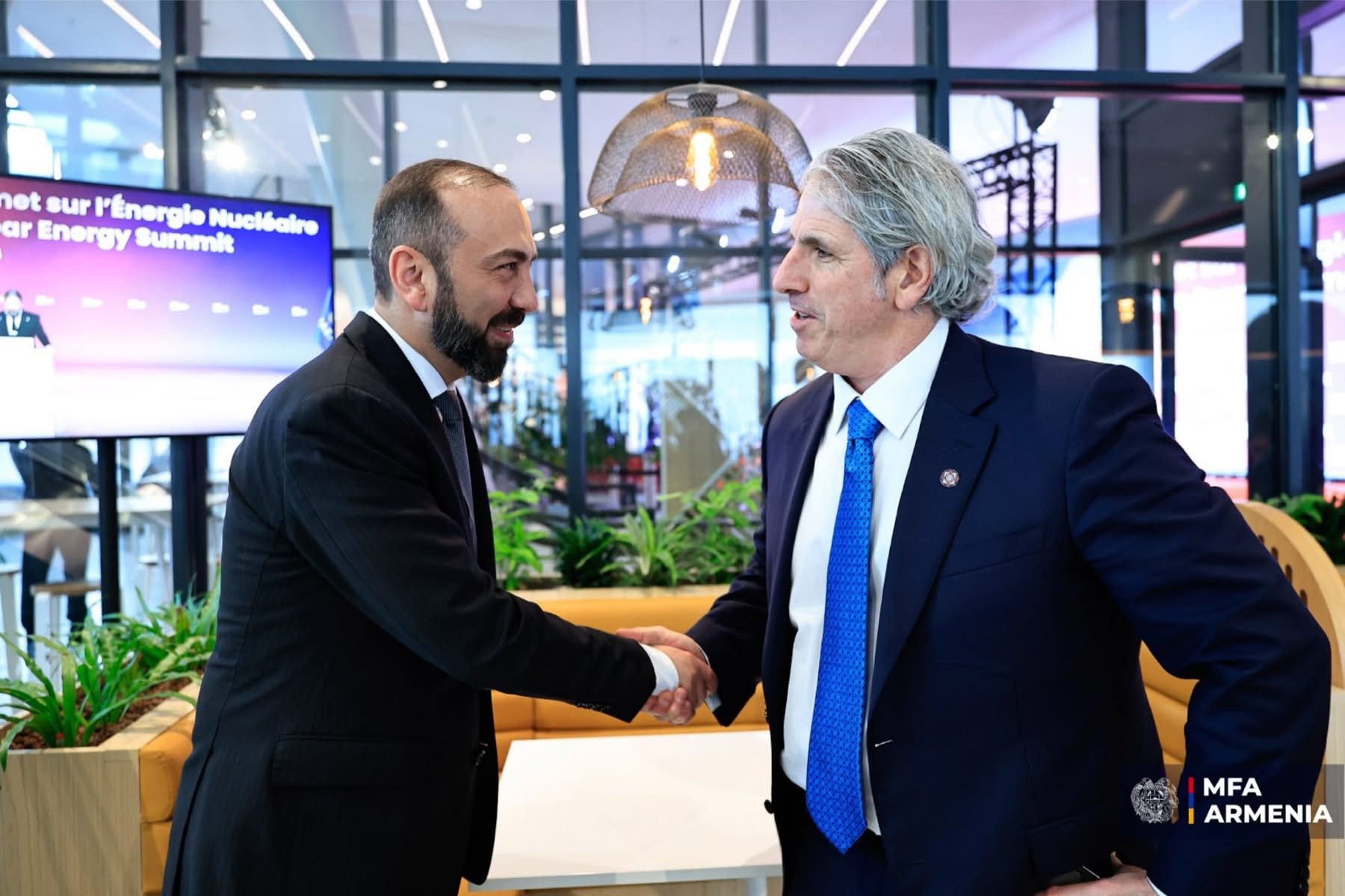 Միրզոյանը հանդիպում է ունեցել ԱՄՆ պետքարտուղարի սպառազինությունների վերահսկման և միջազգային անվտանգության հարցերով տեղակալի հետ