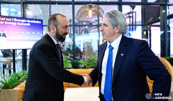Միրզոյանը հանդիպում է ունեցել ԱՄՆ պետքարտուղարի սպառազինությունների վերահսկման և միջազգային անվտանգության հարցերով տեղակալի հետ