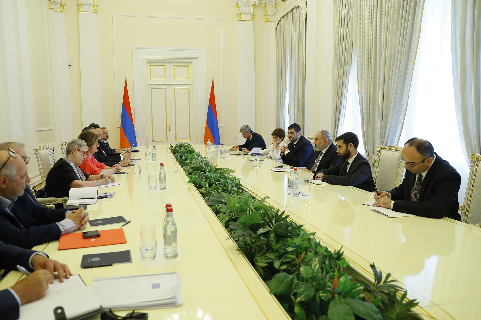 Փաշինյանն ընդունել է Եվրոպական խորհրդարանի պատվիրակությանը