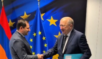 Պապիկյանը հանդիպել է  ԵՄ ռազմական արդյունաբերության և տիեզերքի հանձնակատարին