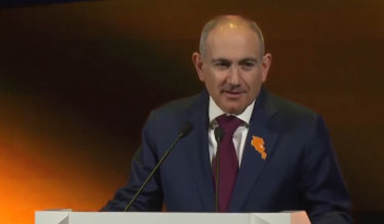 Լուսին թռչելը մեզ համար խակ է, իսկապես խակ է, որովհետև գարունը նոր է բացվել և մրգի հասնելուն դեռ շատ ժամանակ կա. Փաշինյան